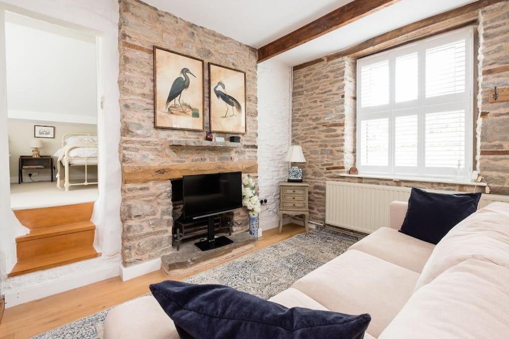Luxury Cottage Near Hay-On-Wye Llanigon Exterior photo