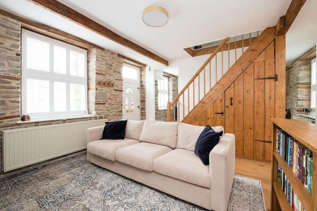 Luxury Cottage Near Hay-On-Wye Llanigon Exterior photo