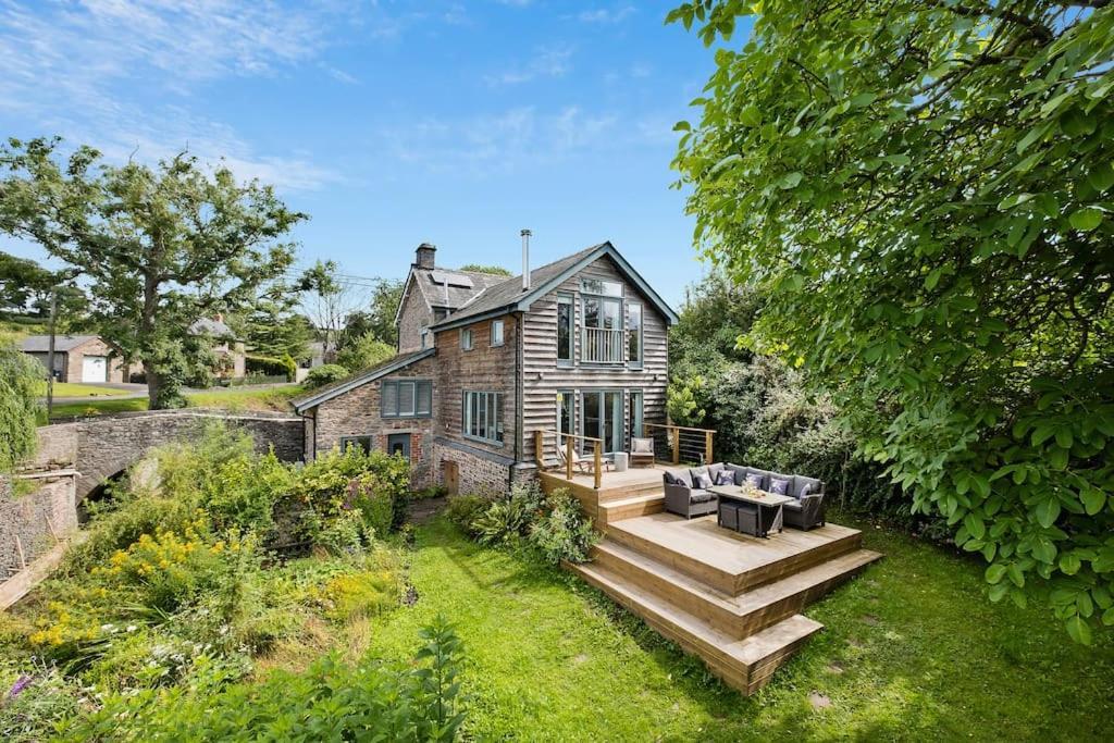 Luxury Cottage Near Hay-On-Wye Llanigon Exterior photo