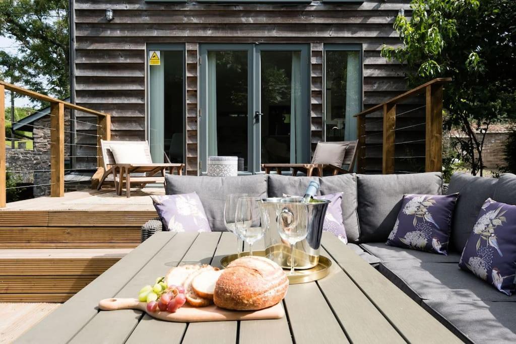Luxury Cottage Near Hay-On-Wye Llanigon Exterior photo